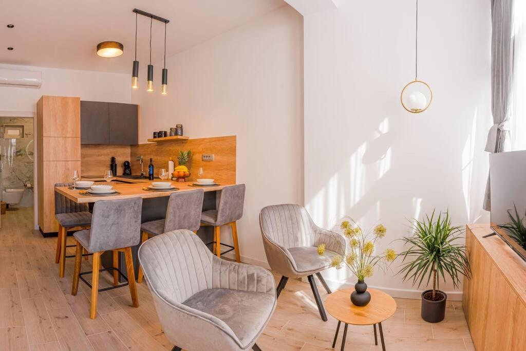 Luksuzni Apartman Ribica U Samom Centru Grada Spalato Esterno foto